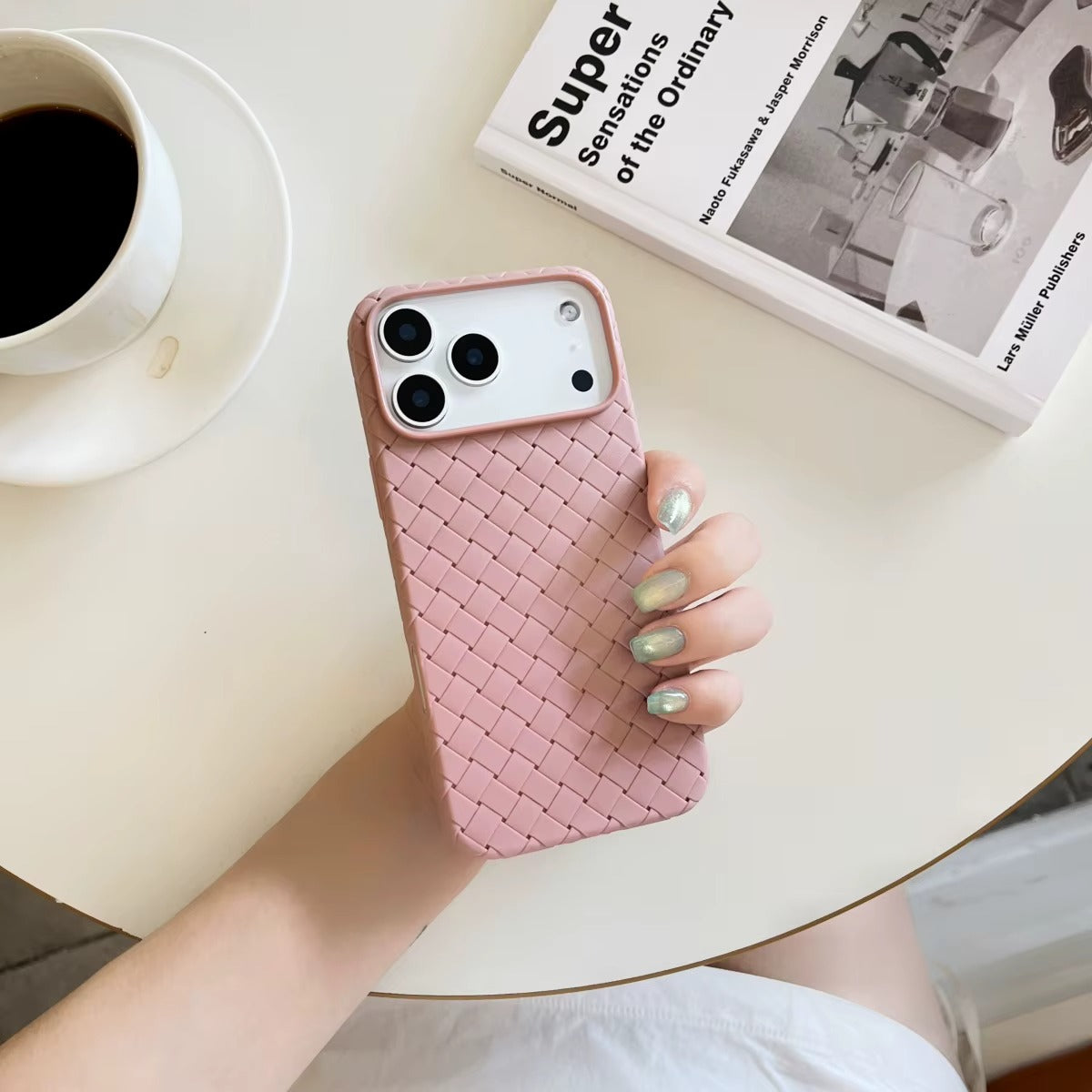 Mesh Pro Atmungsaktive Silikonhülle – iPhone