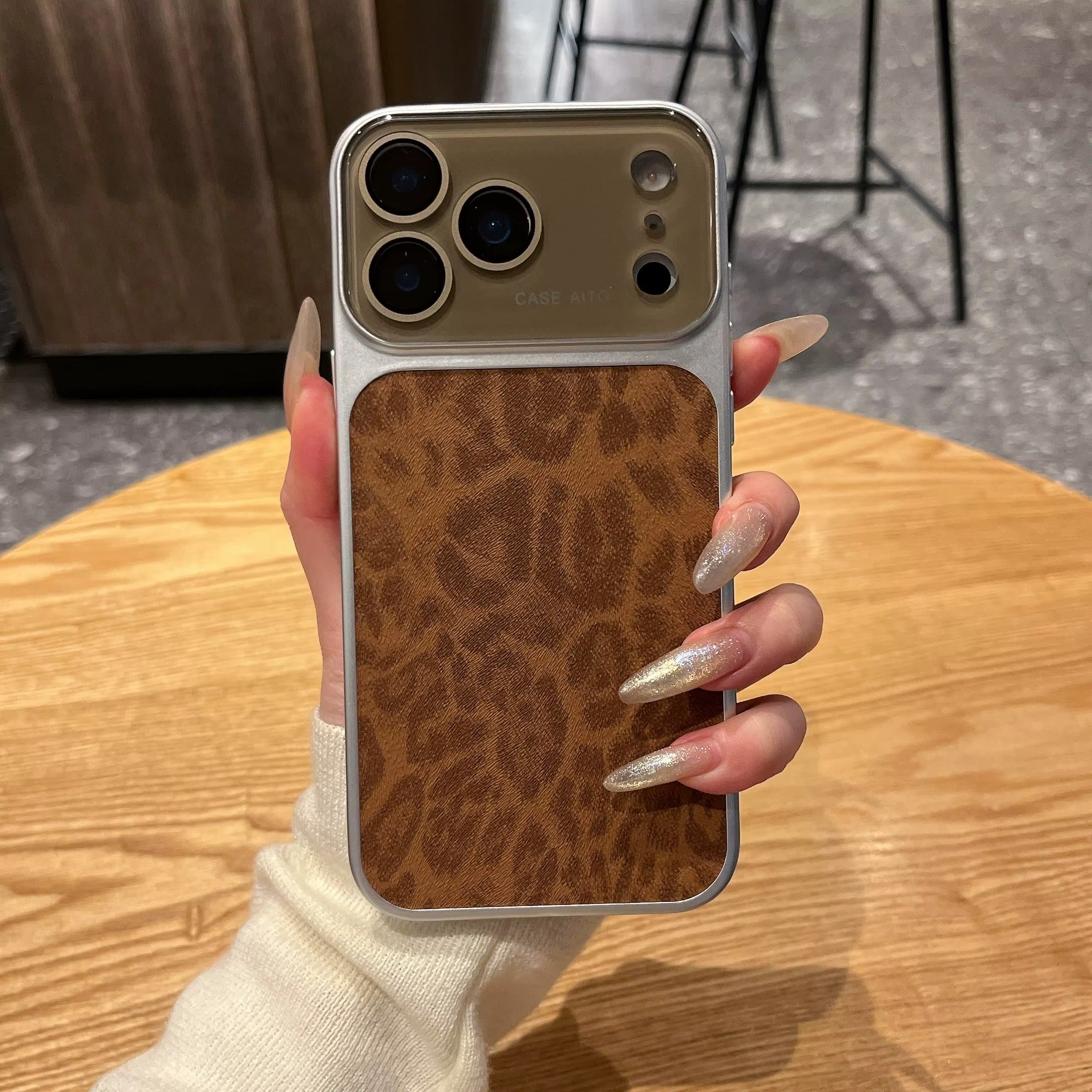 Leoparden Hülle mit Sichtfenster – iPhone