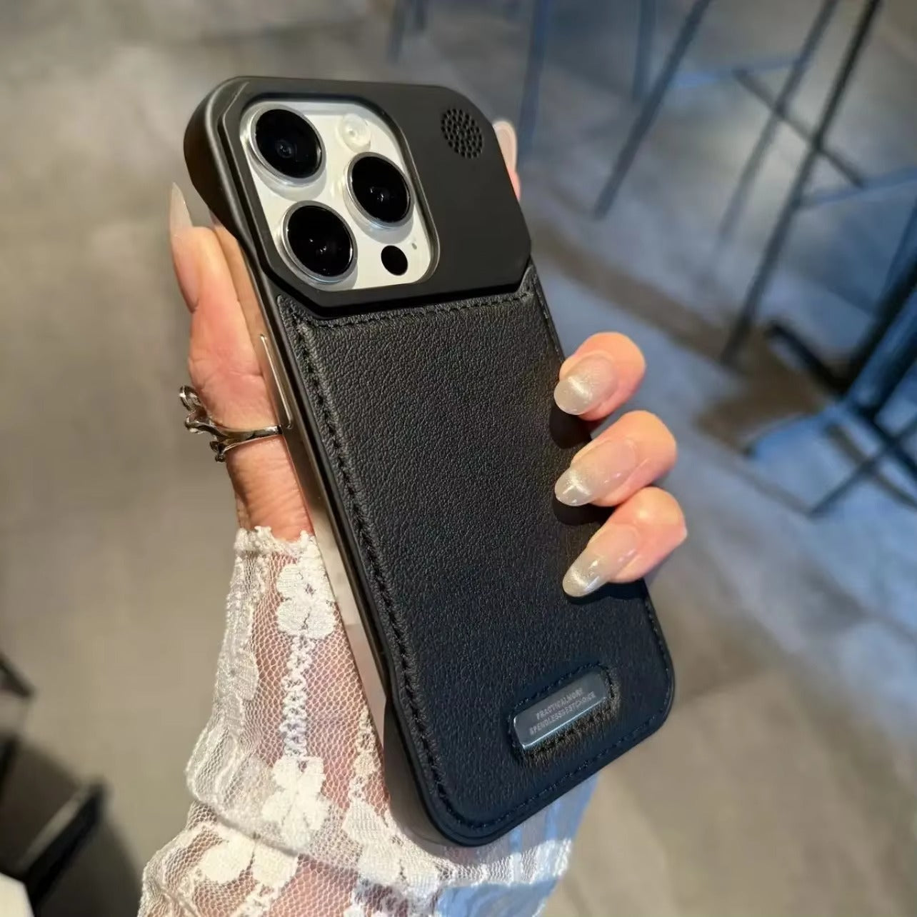 AureShield Premium Leder Hülle — Schwarz