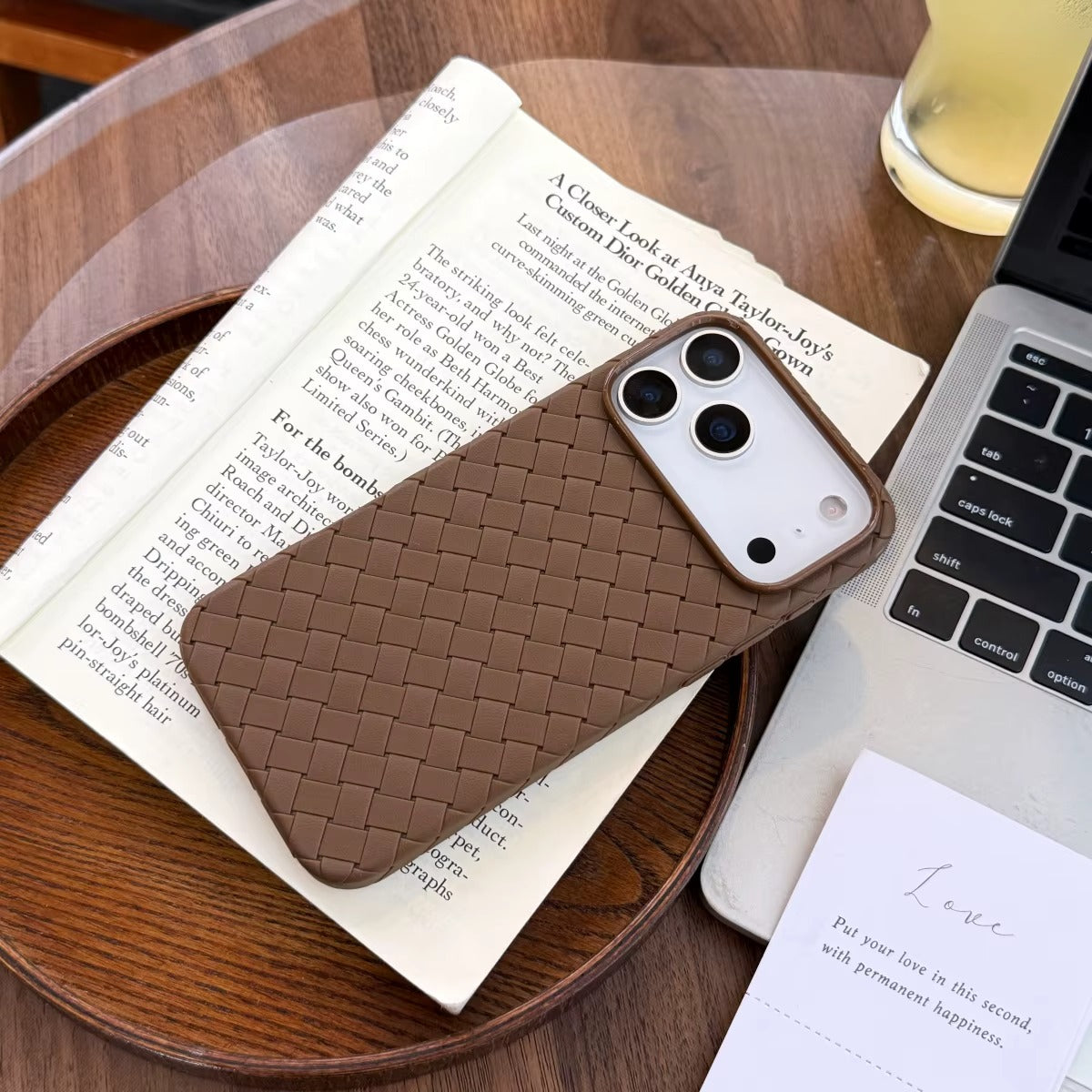 Mesh Pro Atmungsaktive Silikonhülle – iPhone
